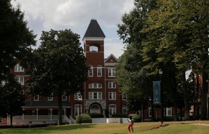 US memo to colleges proposes terms on ideology, foreign enrolment for federal funds