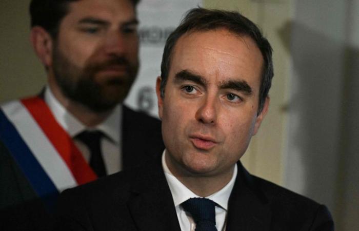 Reappointed French PM races to form government amid budget pressure and political gridlock
