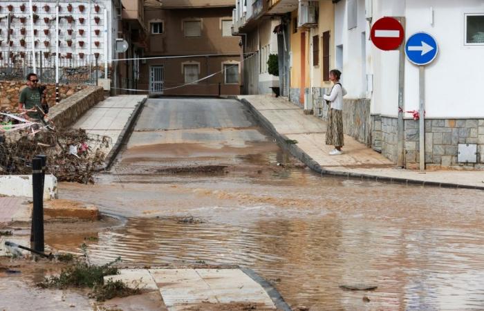 Spain hit by fresh floods as torrential rains sweep Catalonia, trapping residents and motorists