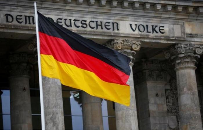 ‘Like playing lottery’: Idea of German draft sparks govt row