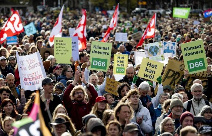 ‘Vote Green’: 45,000 rally in The Hague to put climate on election agenda