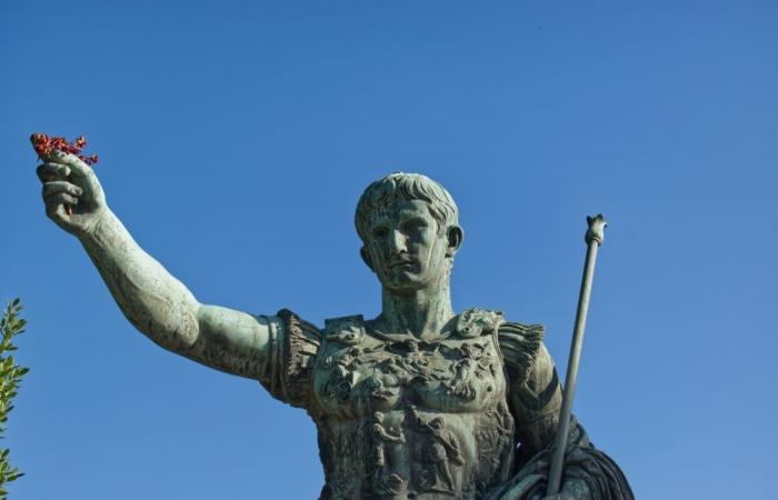 Wrong Caesar, mate: 140 Aussie students hit by ancient history mix-up
