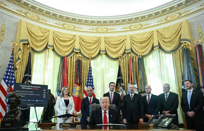 Drama at the White House as weight-loss drug boss collapses during Trump event (VIDEO)