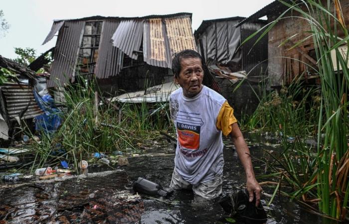 Super Typhoon Fung-wong weakens in Philippines as death toll rises to four
