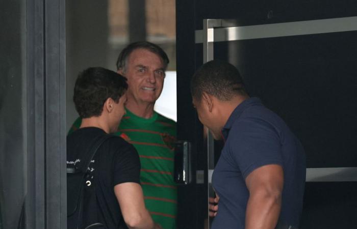Brazil police arrest Bolsonaro for tampering with ankle monitor, judge warns of flight risk