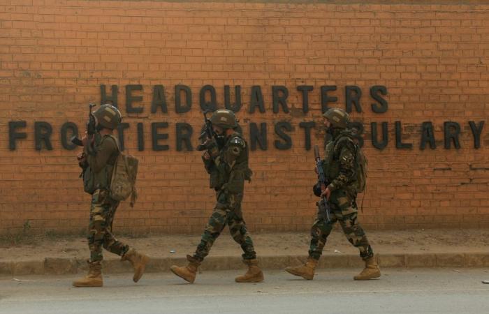 How do Pakistan and Taliban Afghan militaries stack up as tensions flare?