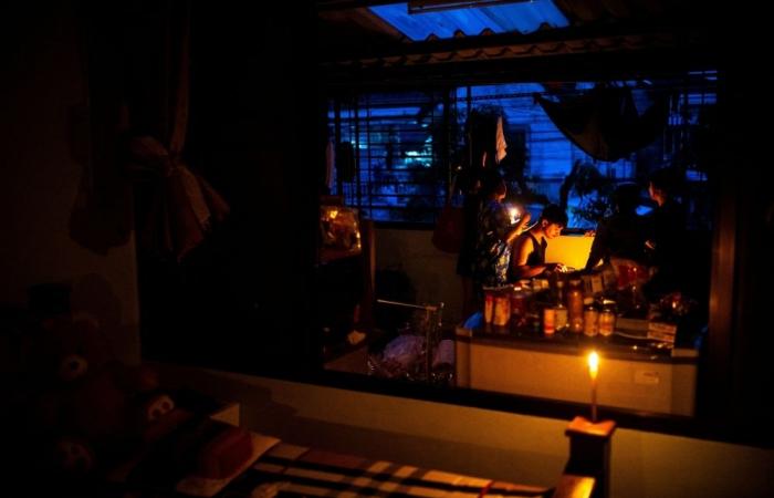 Thai family trapped by floods clings to furniture for 48 hours to survive