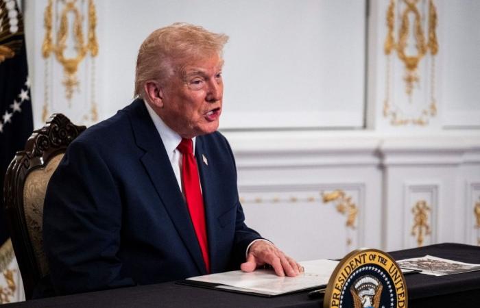 Trump ramps up Venezuela threats, warns airspace ‘closed’