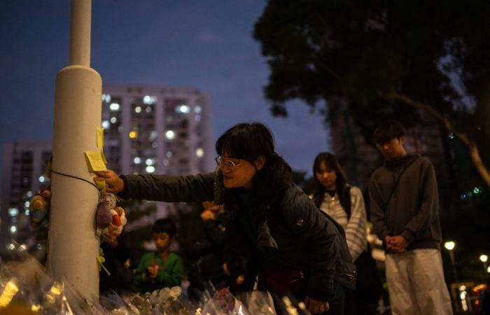 Hong Kong begins mourning period after fire kills at least 128