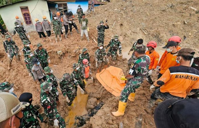 Anger grows in Indonesia and Sri Lanka as flood toll climbs above 1,300
