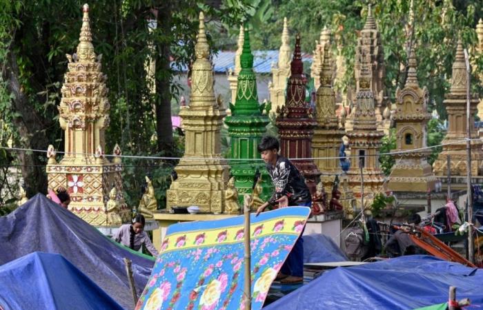 Fighting rages along Cambodia-Thailand border ahead of expected Trump call