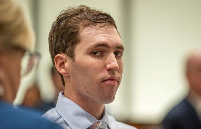 Accused killer of Charlie Kirk makes first court appearance in high‑profile US trial
