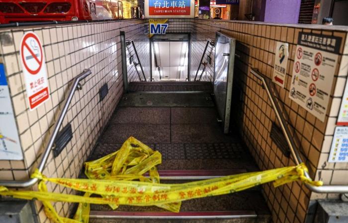 Smoke bombs and stabbings kill three in Taipei metro, suspect confirmed dead