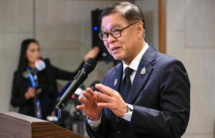 After crisis meeting in Malaysia, Thailand and Cambodia agree to border talks on Christmas Eve