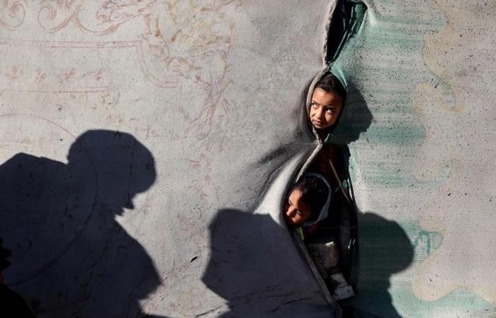 Fuel shortage forces Gaza hospital to suspend most services