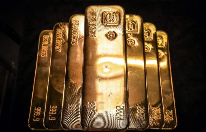 Gold, silver hit record highs as US probes Fed, fuelling fears over central bank independence