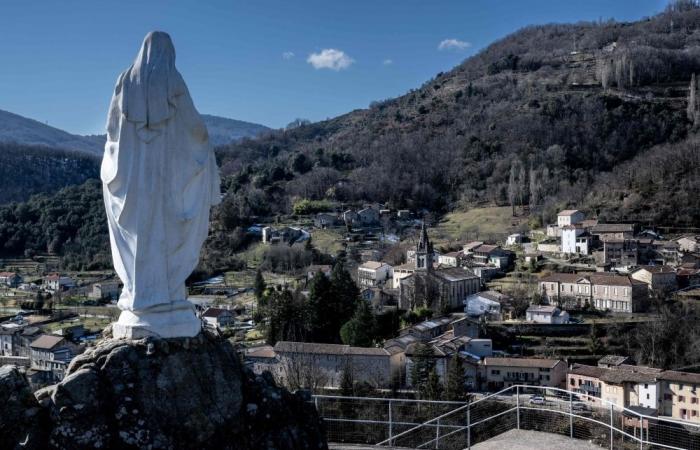 Top US Catholic cardinals question morality of American foreign policy