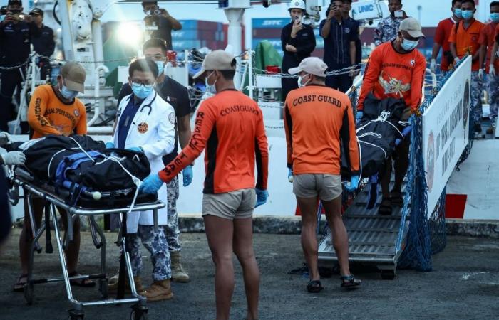 Ferry carrying 342 sinks in southern Philippines, at least 15 dead