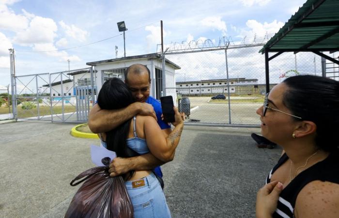 Venezuela frees more than 100 political prisoners amid US pressure, rights group says