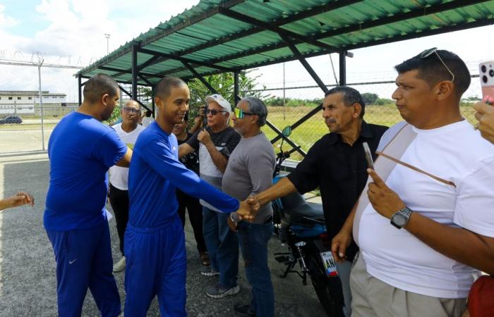 Venezuela frees more than 100 political prisoners amid US pressure, rights group says