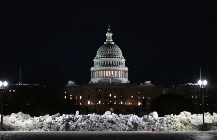 US Senate passes funding bill ahead of deadline, but shutdown still expected