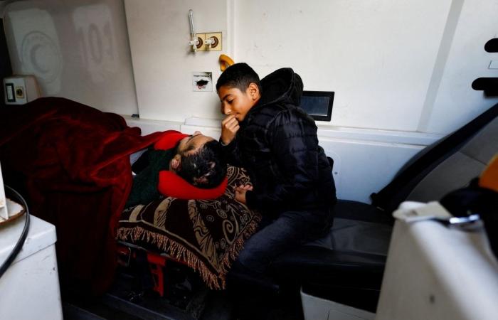 Israeli strikes kill 18 in Gaza, patient crossings at Rafah halted, Palestinian officials say