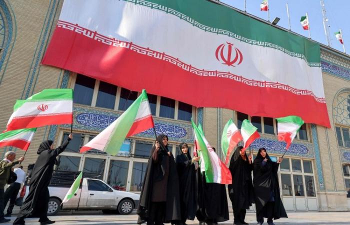 ‘Everyone must leave immediately’: Polish PM issues Iran evacuation call