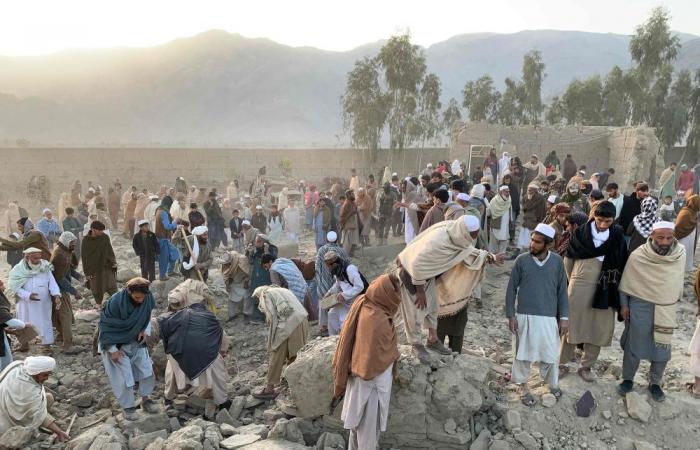 Pakistan launches air strikes in Afghanistan, Kabul says children among dozens killed