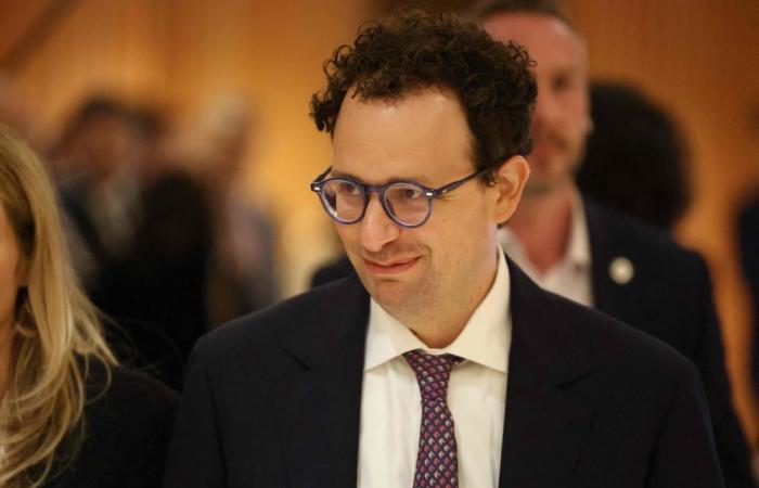 Pentagon warns Anthropic: Open AI to unrestricted military use or face Cold War-era powers