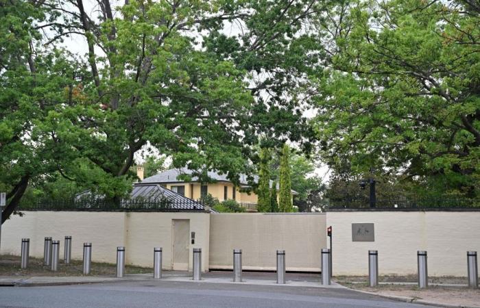 Security incident at Australian PM residence linked to email bomb threat over Chinese dance troupe with links to Falun Gong