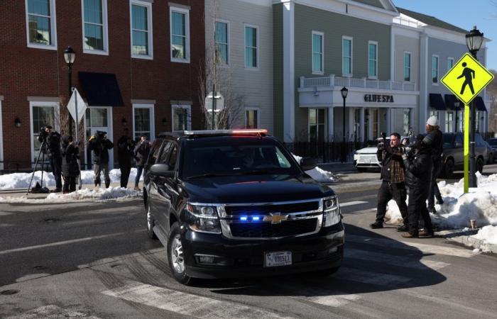 Clinton denies knowledge of Epstein crimes as US lawmakers press for answers: ‘I saw nothing ⁠and I did nothing wrong’