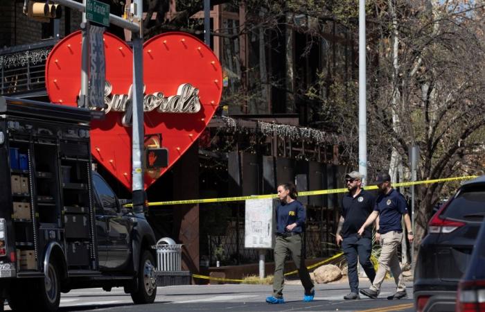 Gunman opens fire at Austin bar; police return fire, three killed, 14 wounded