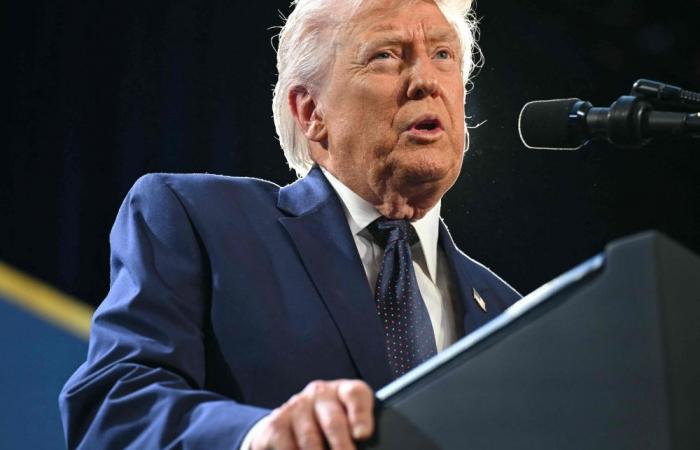 Republicans meet at Trump club to contain Iran war impact on November vote