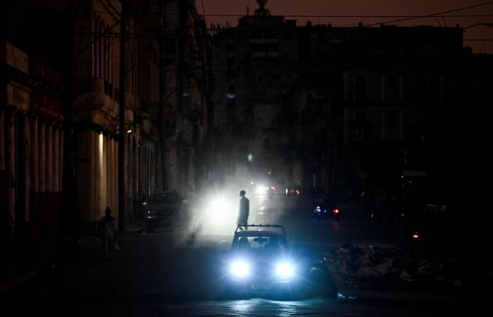 Trump boasts he’ll have ‘honour of taking Cuba’, saying weakened nation is his to seize