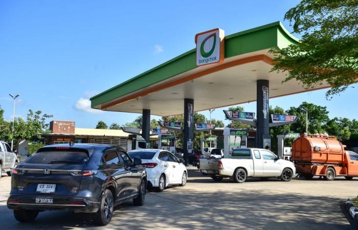 Long lines at petrol stations in Thailand as shortages worsen and price hikes loom nationwide
