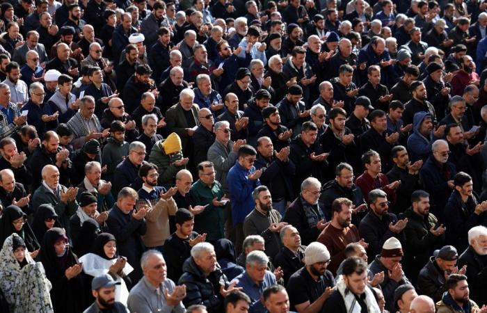 Thousands attend Eid al-Fitr prayers in Iran amid ongoing Middle East war