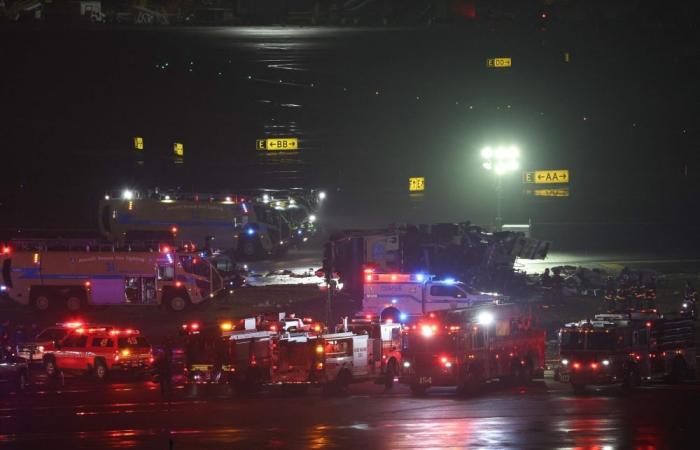 Plane hits fire truck at New York’s LaGuardia airport