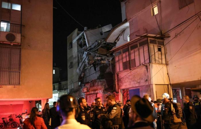 Iran fires fresh missiles after Trump hails ‘very big present’ in war talks