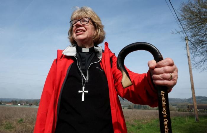 Glass ceiling breaks, as Sarah Mullally becomes first female Archbishop of Canterbury