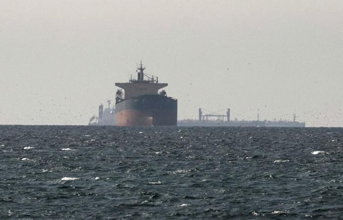 Western powers burned billions failing in Red Sea; now Hormuz blockade looks even tougher to crack