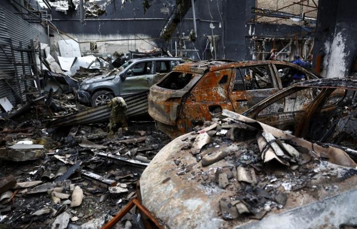 Blocked strait, rising oil, stalled diplomacy: A month into Iran conflict, Trump faces only hard choices