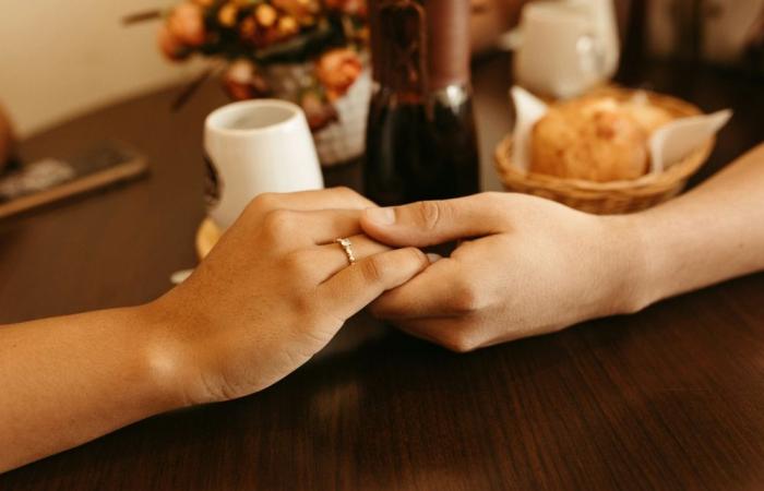 Spain’s top court says any non‑consensual sexual contact, including hand kiss, is assault