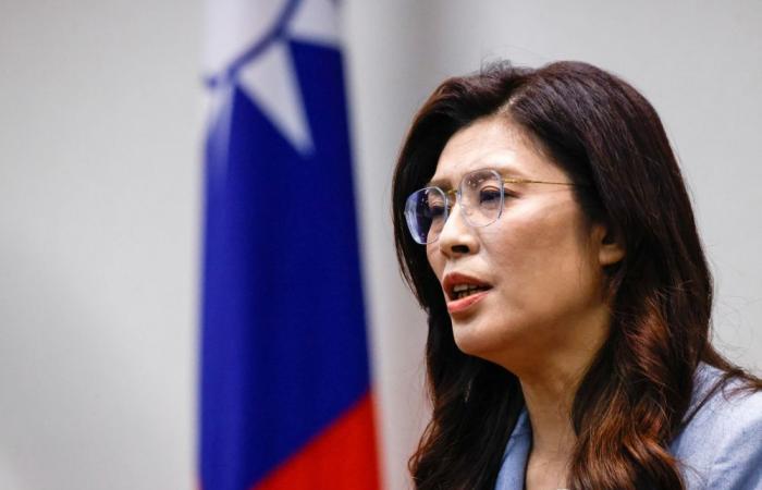 World does not need a crisis over Taiwan, opposition leader says ahead of China trip