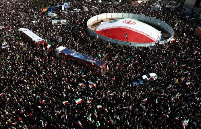 Iranians vow to ‘resist until the end’ at Guards naval chief’s funeral