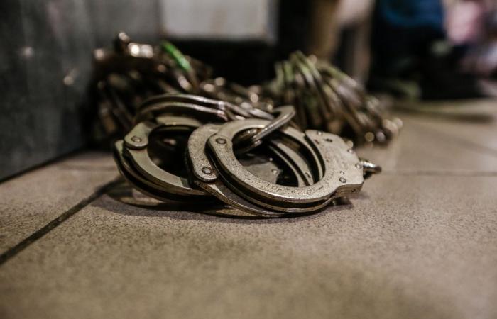 Nine policemen in India sentenced to death after father-son die in custody for supposed breach of Covid rules