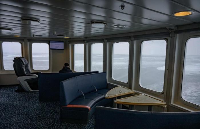 Greenland’s last ferry fights time, ice and change on fading route