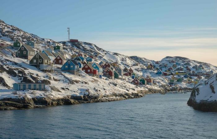 Greenland’s last ferry fights time, ice and change on fading route