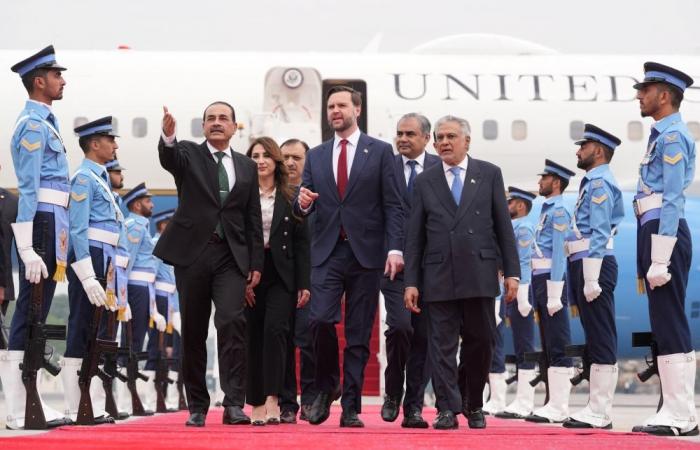 Pakistan urges US and Iran to engage constructively in Islamabad talks to end Middle East war