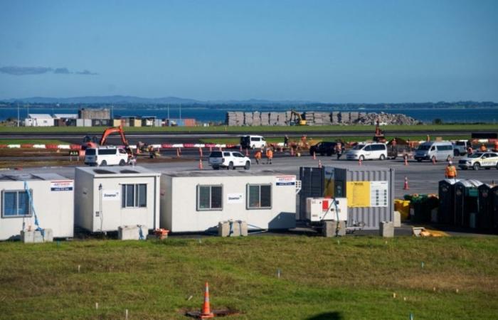 Cyclone Vaianu lashes New Zealand’s North Island, forcing evacuations and mass flight cancellations