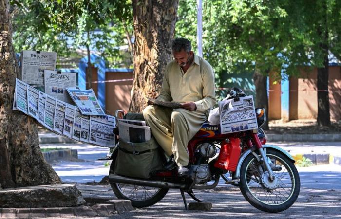‘We will leave when money runs out’: Migrant workers in Delhi hit by soaring LPG costs